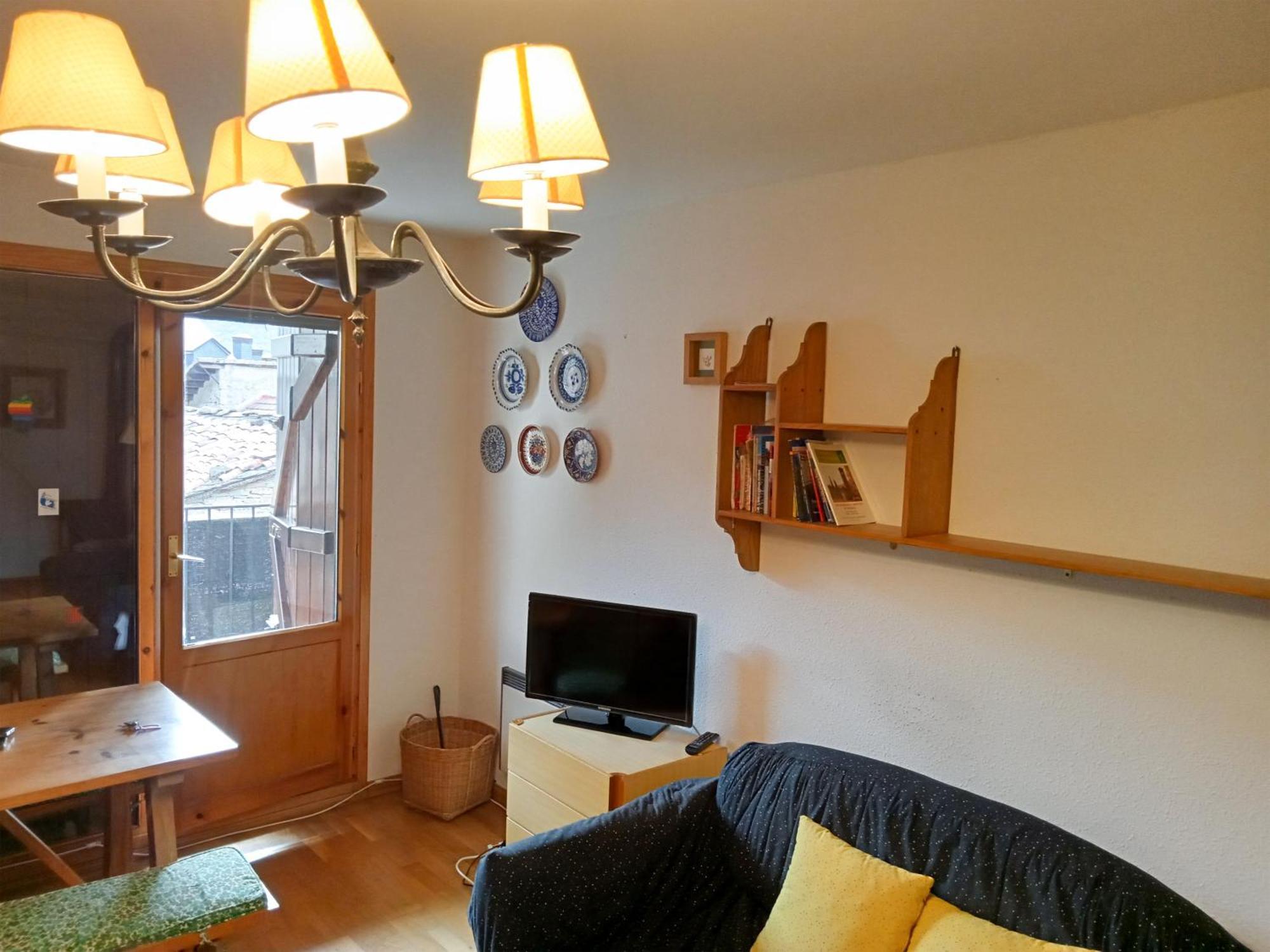 Apartamentos Valle De Tena - Biescas 3000 外观 照片