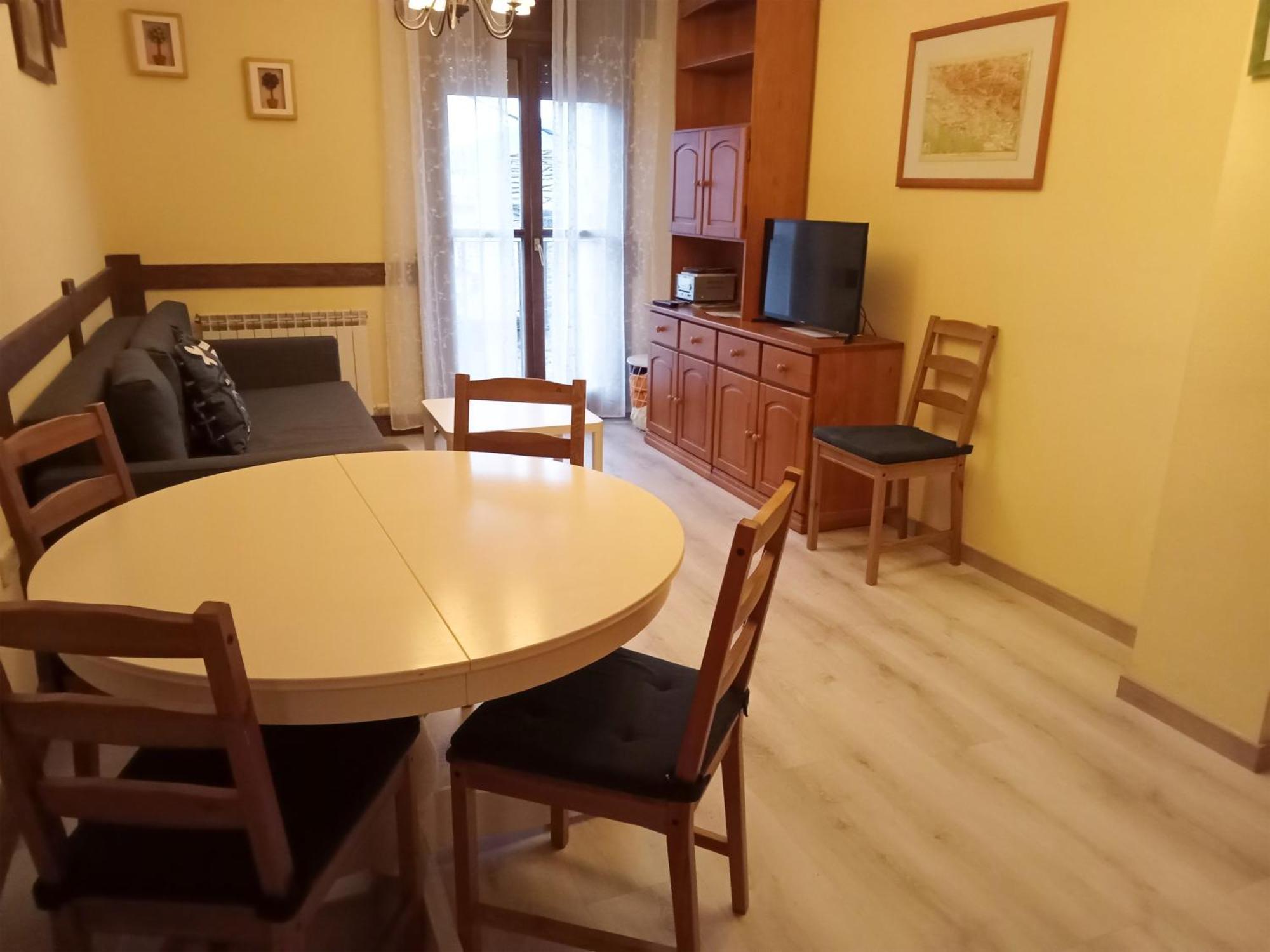 Apartamentos Valle De Tena - Biescas 3000 外观 照片