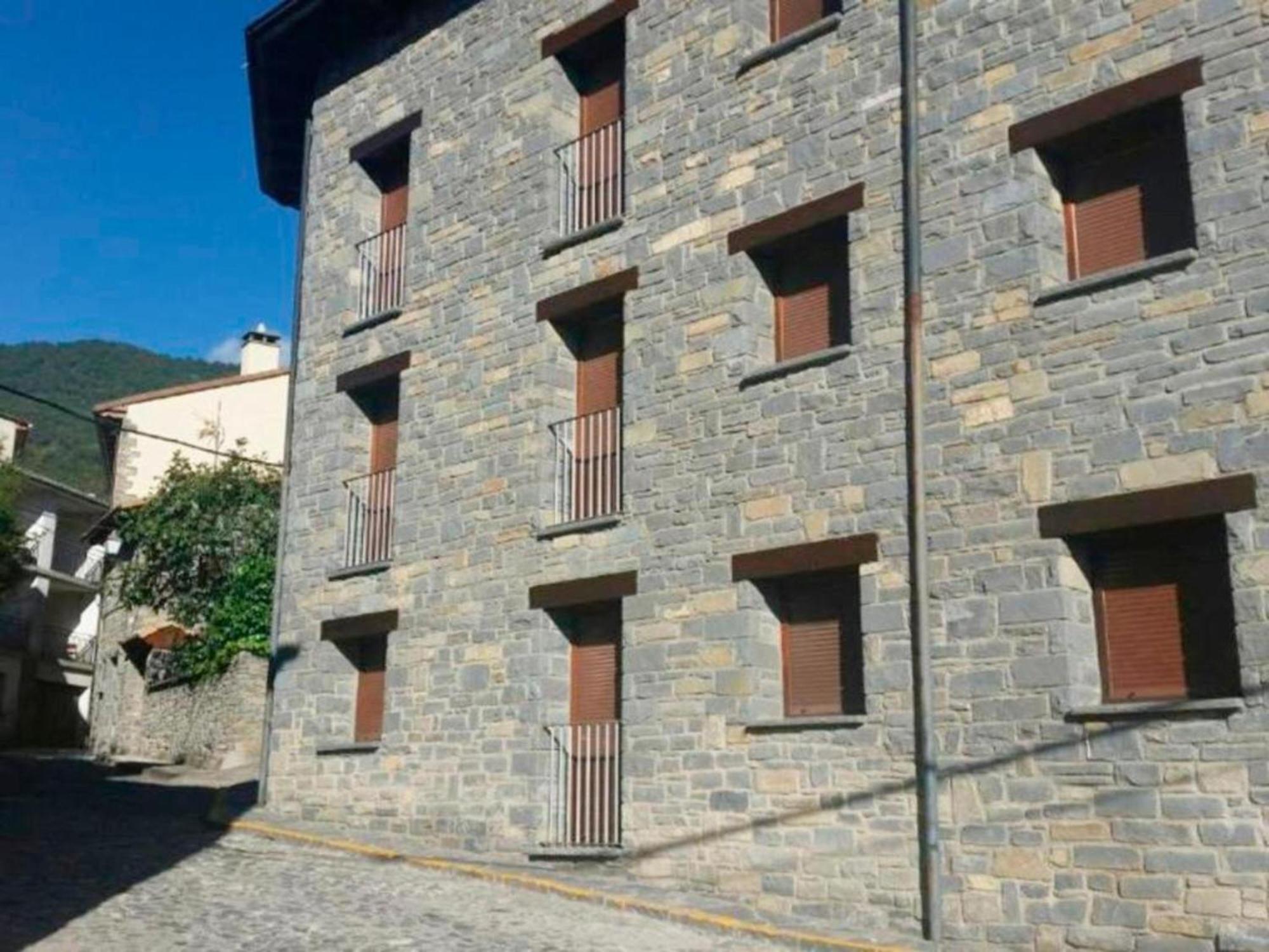 Apartamentos Valle De Tena - Biescas 3000 外观 照片